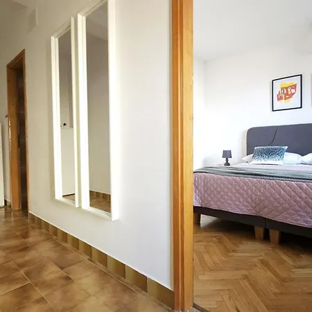 Jole - A4 -two Bedrooms - Close To The Center Apartment Porec